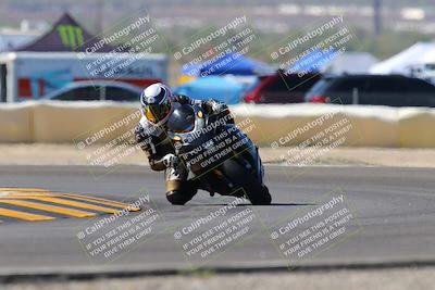 media/Oct-09-2022-SoCal Trackdays (Sun) [[95640aeeb6]]/Turn 2 (1110am)/